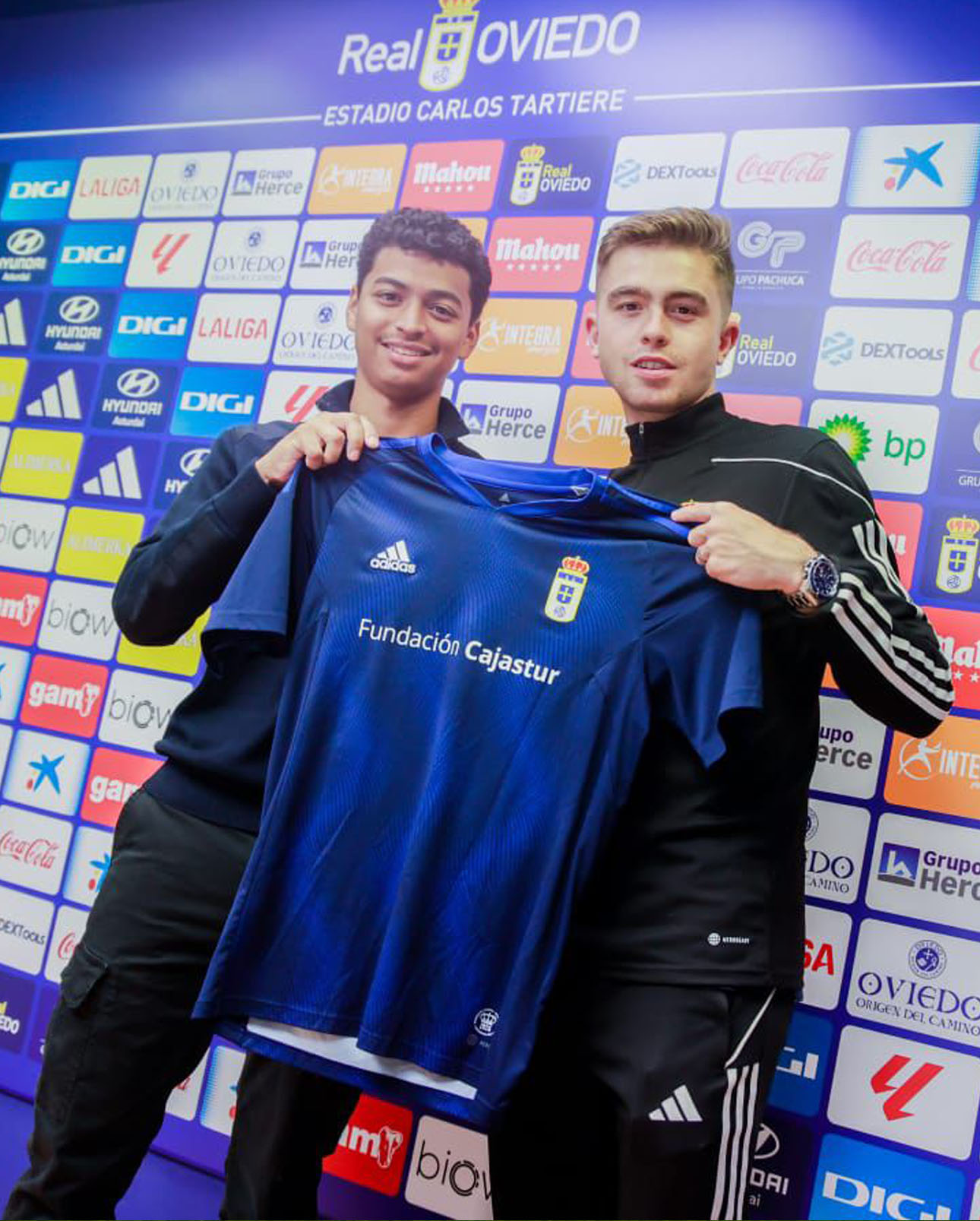 Real Oviedo signing